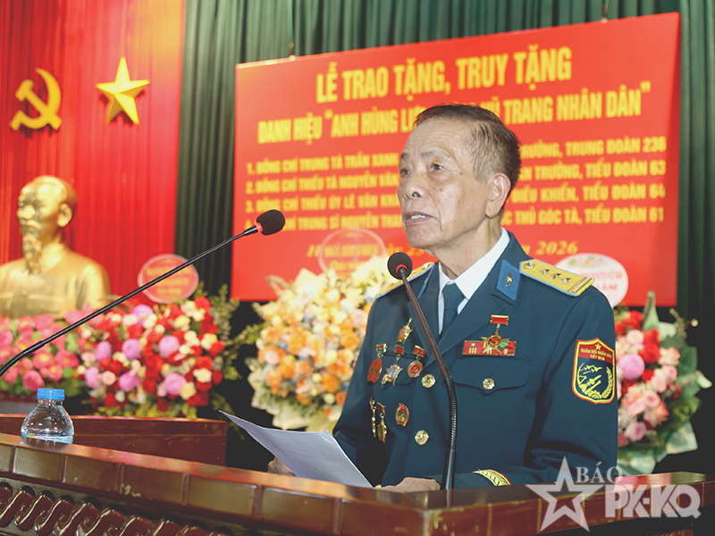 Trung đo&agrave;n 236 tổ chức Lễ trao tặng, truy tặng danh hiệu Anh h&ugrave;ng lực lượng vũ trang nh&acirc;n d&acirc;n cho 4 đồng ch&iacute;