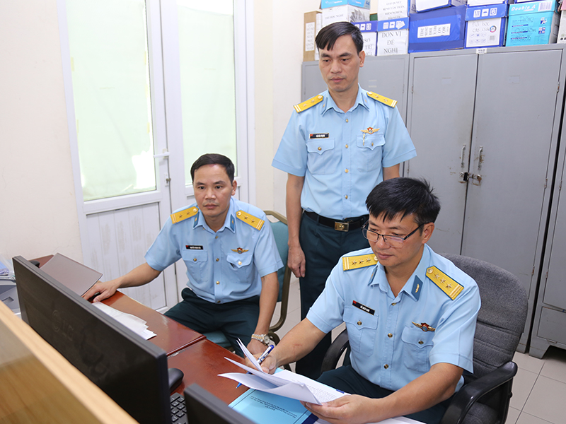 Qu&acirc;n chủng Ph&ograve;ng kh&ocirc;ng-Kh&ocirc;ng qu&acirc;n kiểm tra kết quả x&acirc;y dựng đơn vị vững mạnh to&agrave;n diện &ldquo;mẫu mực, ti&ecirc;u biểu&rdquo; năm 2026 tại Sư đo&agrave;n 361