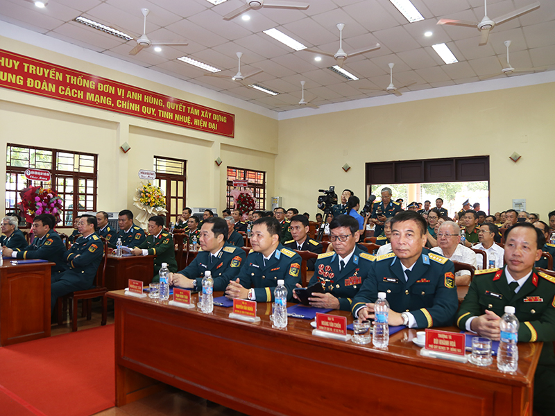 Trung đo&agrave;n 263 kỷ niệm 60 năm ng&agrave;y truyền thống v&agrave; đ&oacute;n nhận Hu&acirc;n chương Bảo vệ Tổ quốc hạng Ba