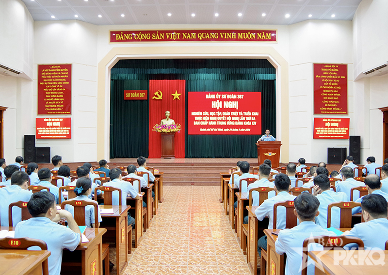 Đảng ủy sư đo&agrave;n 367 tổ chức Hội nghị nghi&ecirc;n cứu, học tập, qu&aacute;n triệt v&agrave; triển khai thực hiện Nghị quyết Hội nghị lần thứ Ba Ban Chấp h&agrave;nh Trung ương Đảng kh&oacute;a XIV