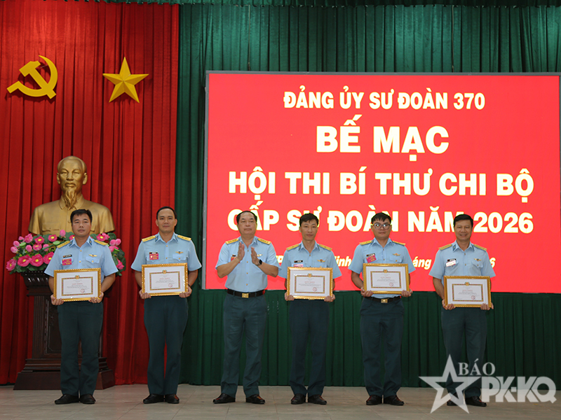 Đảng ủy Sư đo&agrave;n 370 tổ chức Hội thi B&iacute; thư chi bộ năm 2026