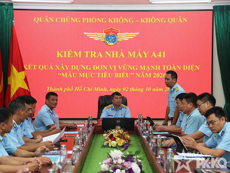 Qu&acirc;n chủng Ph&ograve;ng kh&ocirc;ng - Kh&ocirc;ng qu&acirc;n kiểm tra kết quả x&acirc;y dựng đơn vị vững mạnh to&agrave;n diện &ldquo;mẫu mực, ti&ecirc;u biểu&rdquo; năm 2026 tại Sư đo&agrave;n 370 v&agrave; Nh&agrave; m&aacute;y A41