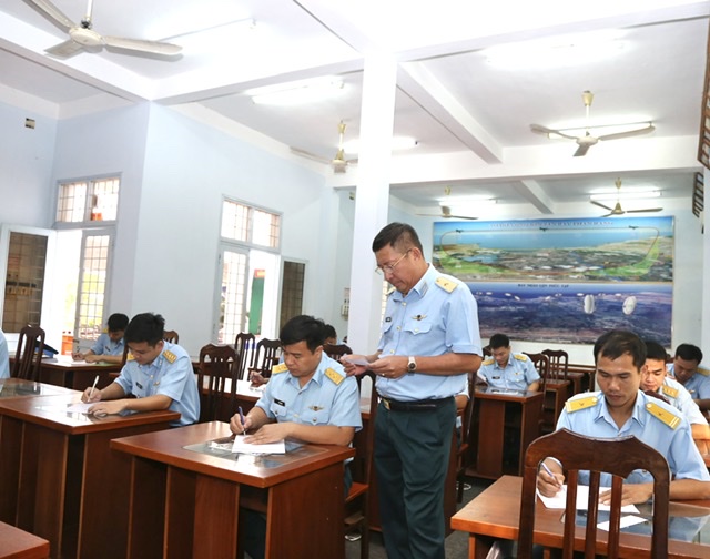 Quân chủng Phòng không - Không quân tổ chức Hội thao bay trên buồng tập Su-22 năm 2020