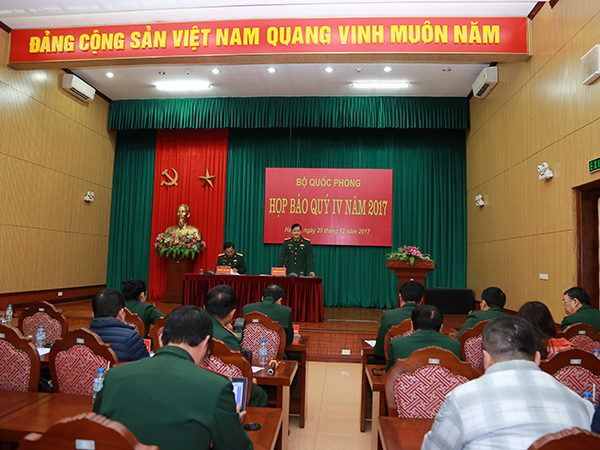 Bộ Quốc phòng họp báo quý IV năm 2017