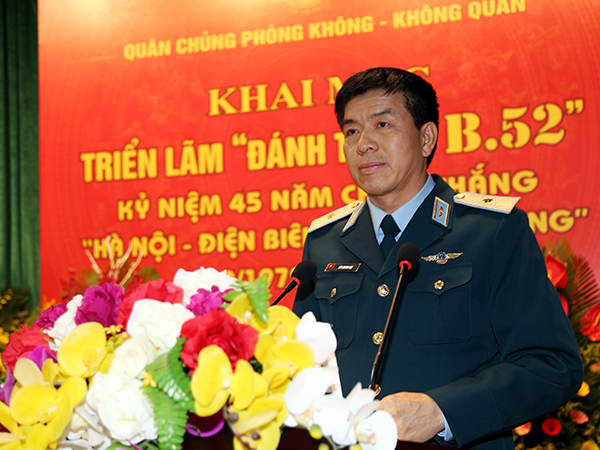Quân chủng PK-KQ khai mạc Triển lãm “Đánh thắng B-52”