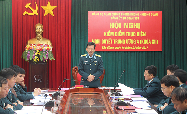 Đảng ủy Sư đoàn 365 tổ chức Hội nghị kiểm điểm thực hiện NQTW4 (Khóa XII)