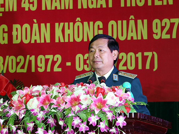 Trung đoàn Không quân 927 tổ chức gặp mặt kỷ niệm 45 năm ngày truyền thống