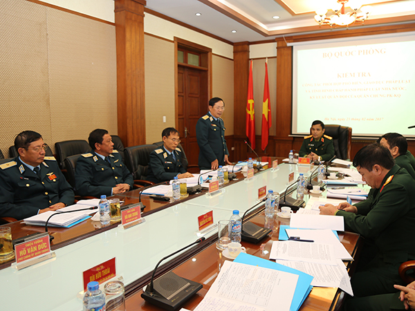 Bộ Quốc phòng kiểm tra công tác phối hợp phổ biến, giáo dục pháp luật và tình hình chấp hành pháp luật Nhà nước, kỷ luật Quân đội của Quân chủng PK-KQ