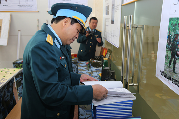 Lễ ra quân huấn luyện và khai mạc huấn luyện chiến sĩ mới năm 2017 tại Lữ Đoàn 26