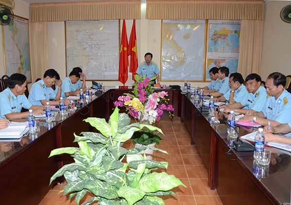 Cục Chính trị kiểm tra Sư đoàn Phòng không 375