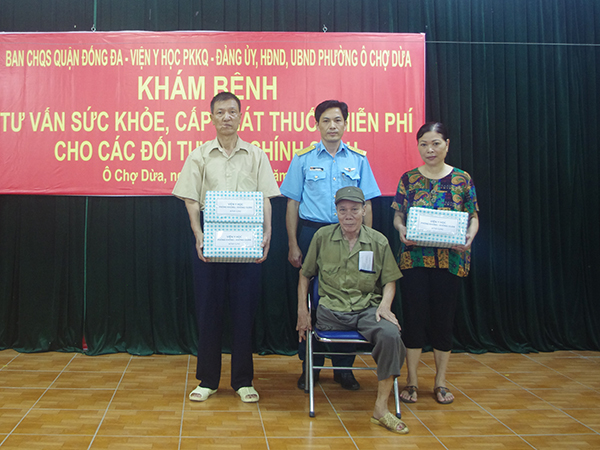 Quân chủng PK-KQ tổ chức nhiều hoạt động hướng tới kỷ niệm 70 năm ngày thương binh, liệt sĩ (27-7)