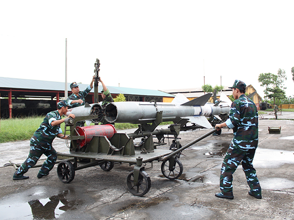 Trung đoàn 238 đẩy mạnh thi đua trong thực hiện nhiệm vụ