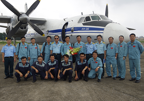 Lữ đoàn 918 tăng cường huấn luyện hỗn hợp các loại máy bay