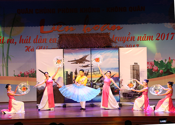 Quân chủng PK-KQ tổ chức Liên hoan “Hát ru, hát dân ca và âm nhạc cổ truyền” năm 2017