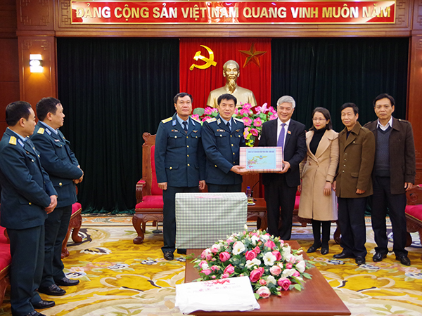 Quân chủng kiểm tra sẵn sàng chiến đấu và chúc Tết các đơn vị ở Khu vực Tây Bắc
