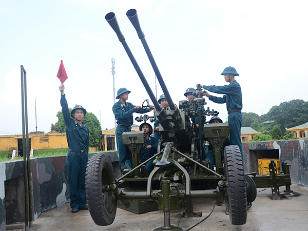 Nâng cao chất lượng công tác huấn luyện