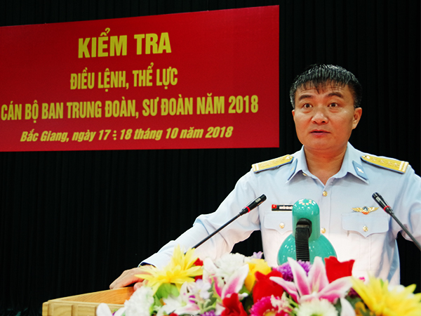 Sư đoàn 365 kiểm tra điều lệnh, rèn luyện thể lực cán bộ các ban thuộc các trung đoàn và sư đoàn năm 2018