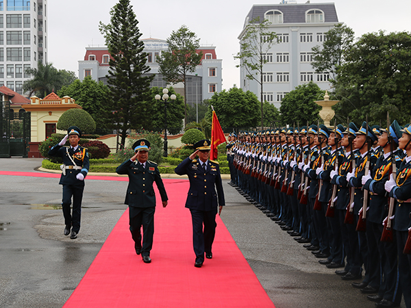 Tư lệnh Không quân Hoàng gia Thái Lan thăm Quân chủng Phòng không-Không quân