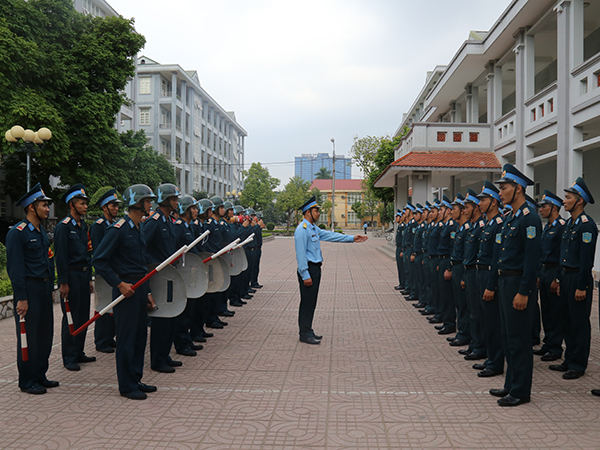 Chính quy, sạch, đẹp ở Tiểu đoàn Vệ binh