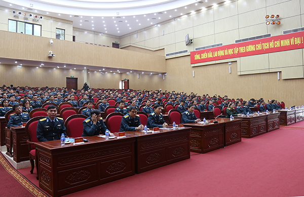 Gặp mặt, tôn vinh, khen thưởng các nhà giáo tiêu biểu năm 2018