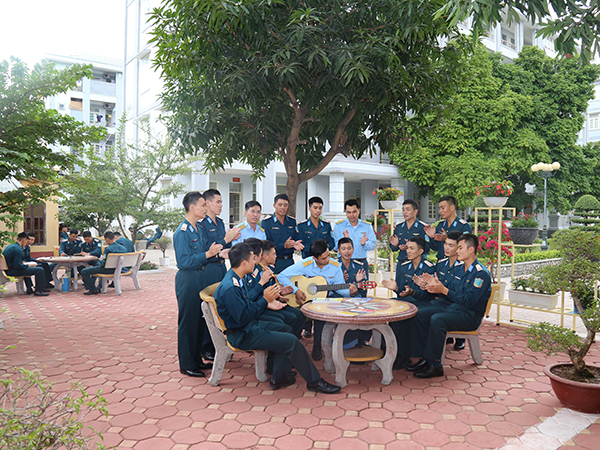 Chính quy, sạch, đẹp ở Tiểu đoàn Vệ binh