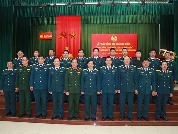 Nhà máy A45 phát động đợt thi đua cao điểm “Trung thành, trách nhiệm, sáng tạo, phát triển” chào mừng kỷ niệm 70 năm ngày truyền thống Công đoàn Quốc phòng