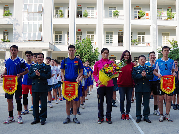Bộ Tham mưu PK-KQ tổ chức thi đấu bóng chuyền da chào mừng kỷ niệm 74 năm ngày thành lập Quân đội nhân dân Việt Nam (22-12-1944 / 22-12-2018), 29 năm ngày Hội Quốc phòng toàn dân (22-12-1989 / 22-12-2018)