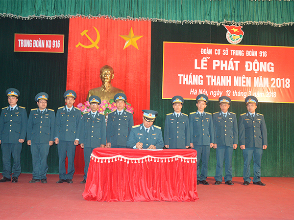 Đoàn cơ sở Trung đoàn 916 Tổ chức Lễ phát động “Tháng Thanh niên” năm 2018
