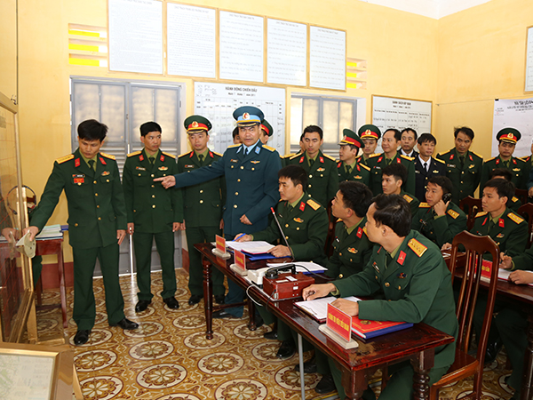 Lớp tập huấn cán bộ trung, cao cấp Phòng không lục quân, Phòng không nhân dân năm 2018 tham quan, học tập thực tế tại Lữ đoàn Phòng không 241