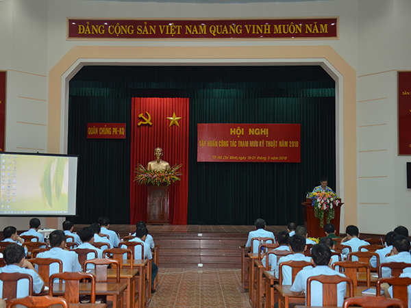 Quân chủng PK-KQ tập huấn công tác Tham mưu kỹ thuật