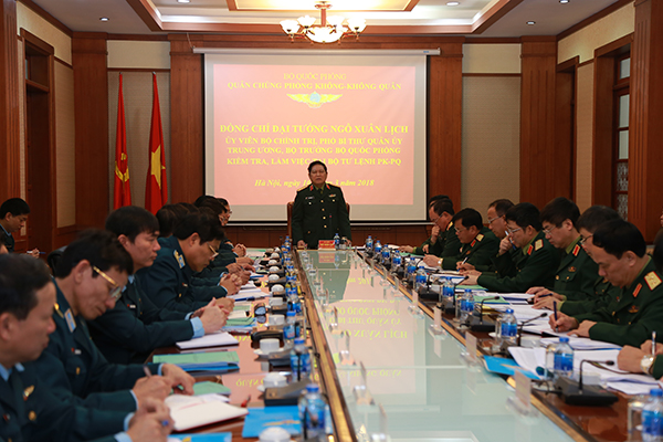 Đại tướng Ngô Xuân Lịch - Bộ trưởng Bộ Quốc phòng làm việc với Quân chủng Phòng không-Không quân