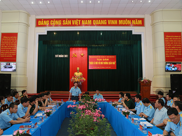 Tọa đàm