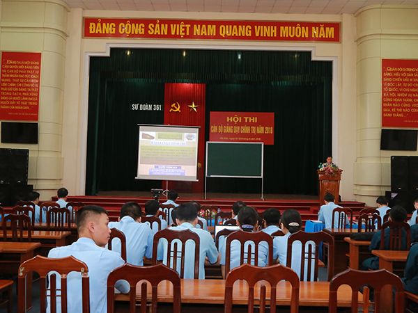 Sư đoàn 363 và Sư đoàn 361 tổ chức Hội thi cán bộ giảng dạy chính trị năm 2018