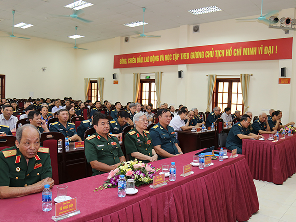 Sư đoàn 377 tổ chức gặp mặt nhân kỷ niệm 50 năm ngày truyền thống