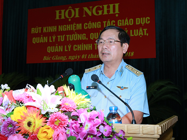 Quân chủng PK-KQ tổ chức Hội nghị rút kinh nghiệm công tác giáo dục, quản lý tư tưởng, kỷ luật, quản lý chính trị nội bộ