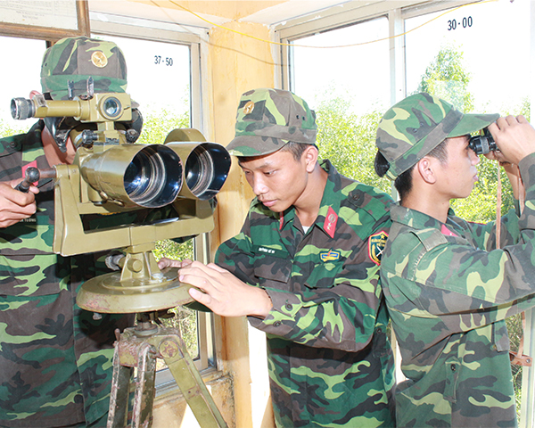 Ghi trên Đài quan sát mắt K25