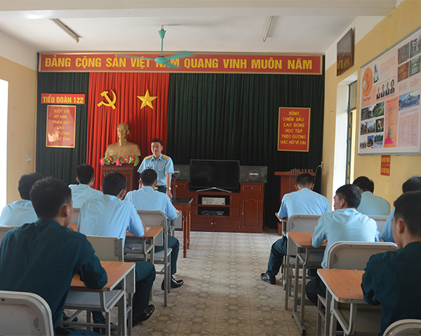Duy trì hiệu quả Ngày chính trị và văn hóa tinh thần