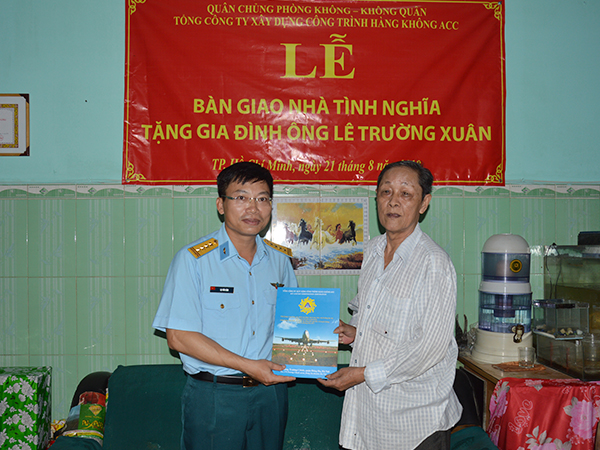 Tổng công ty ACC bàn giao nhà tình nghĩa tặng gia đình ông Lê Trường Xuân