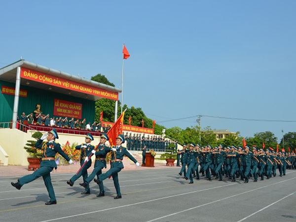 Động lực, hiệu quả từ phong trào thi đua quyết thắng ở Học viện Phòng không - Không quân