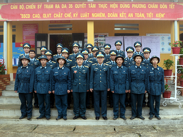 Quân chủng Phòng không - Không quân kiểm tra và chú tết các đơn vị thuộc Sư đoàn 361 và Tiểu đoàn Căn cứ Sân bay Nà Sản