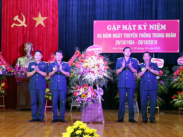 Trung đoàn 240 gặp mặt kỷ niệm 65 năm ngày truyền thống