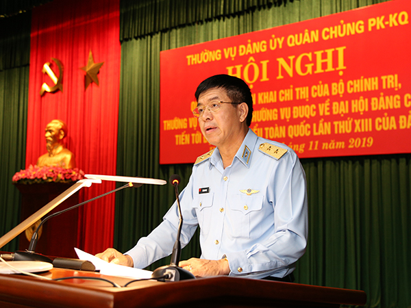 Thường vụ Đảng ủy Quân chủng Phòng không-Không quân quán triệt, triển khai chỉ thị về Đại hội đảng các cấp