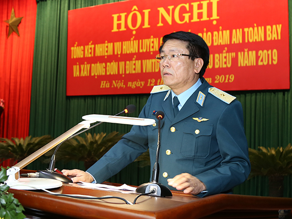 Tổng kết nhiệm vụ huấn luyện chiến đấu, bảo đảm an toàn bay và xây dựng đơn vị vững mạnh toàn diện “mẫu mực, tiêu biểu” năm 2019