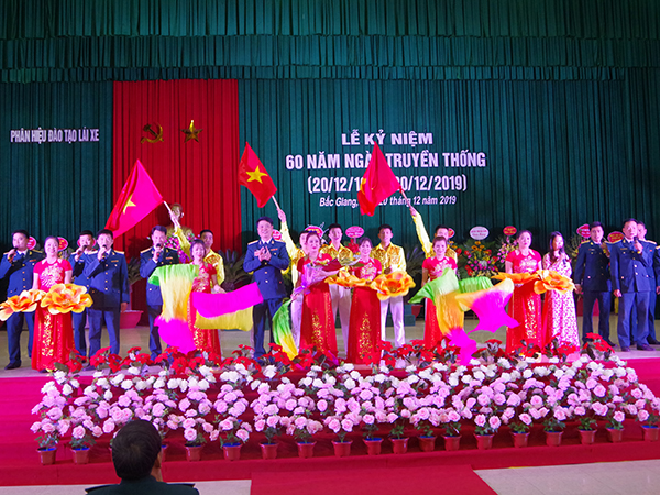 Phân hiệu Đào tạo Lái xe tổ chức Lễ kỷ niệm 60 năm Ngày truyền thống