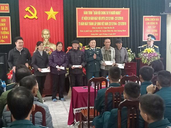 Trạm Ra đa 28 tổ chức Hành trình “Quân đội chung tay vì người nghèo”