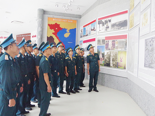 Thi đua thực hiện thắng lợi các nhiệm vụ