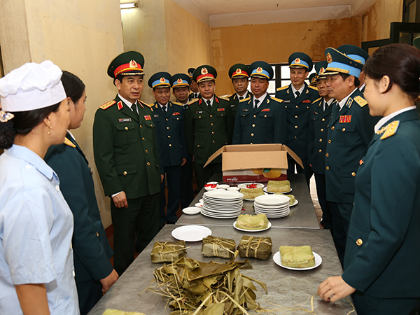 Thượng tướng Phan Văn Giang kiểm tra công tác trực sẵn sàng chiến đấu Trung đoàn 280