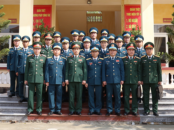 Thượng tướng Phan Văn Giang kiểm tra công tác trực sẵn sàng chiến đấu Trung đoàn 280