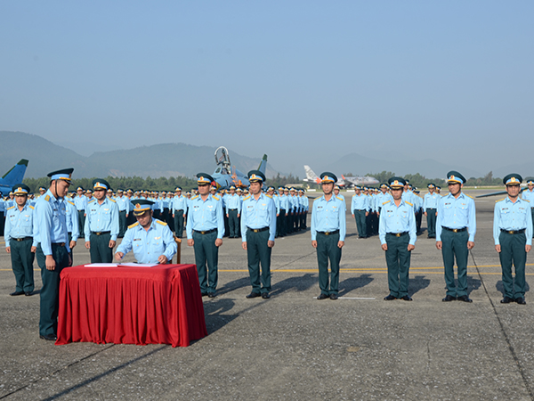 Các đơn vị trong Quân chủng PK-KQ đồng loạt ra quân huấn luyện năm 2019