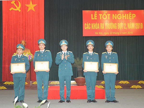 Học viện Phòng không - Không quân tổ chức Lễ tốt nghiệp các khóa ra trường đợt 2 năm 2019
